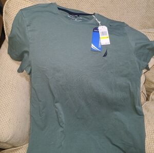 NWT Mens Tee M